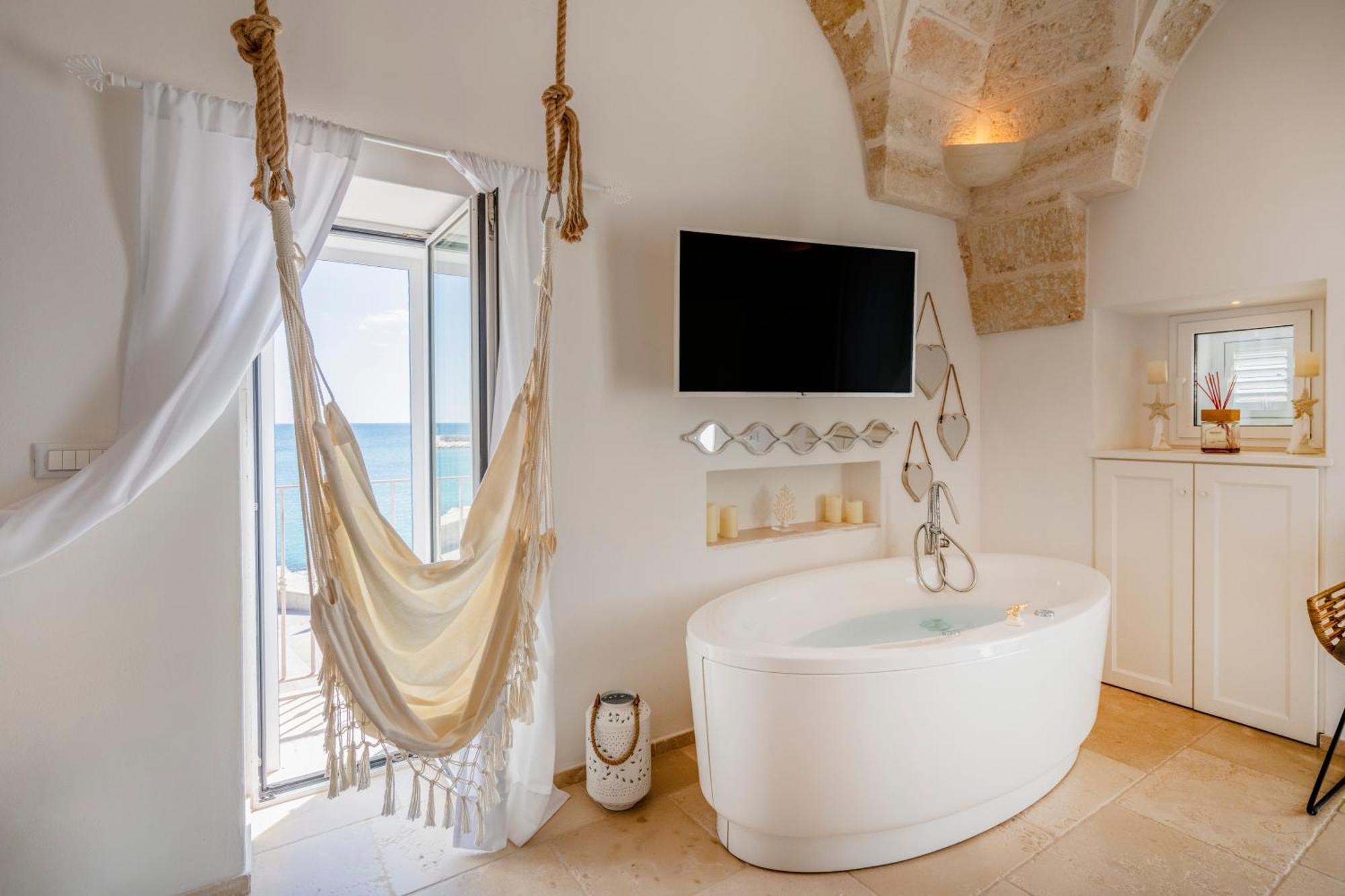 Apulia Charming Suites - Casa Rossa Suite Perla E Suite Corallo Savelletri ภายนอก รูปภาพ