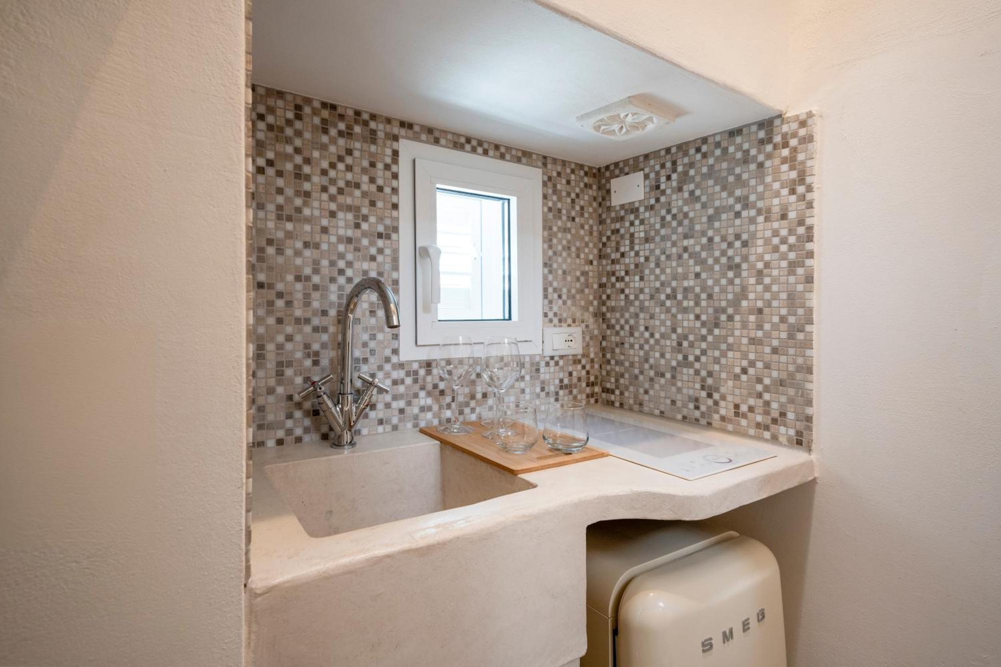 Apulia Charming Suites - Casa Rossa Suite Perla E Suite Corallo Savelletri ภายนอก รูปภาพ