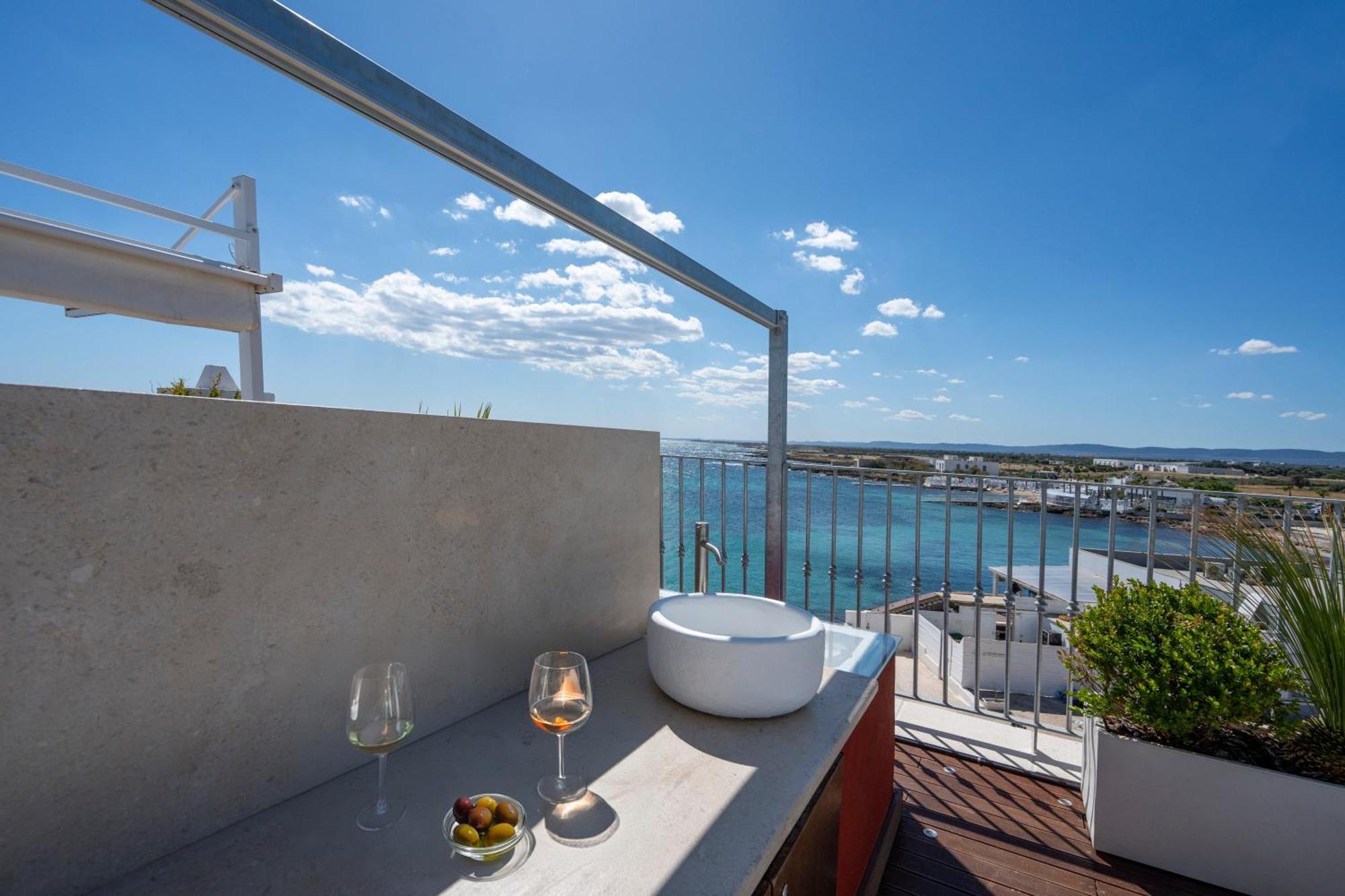 Apulia Charming Suites - Casa Rossa Suite Perla E Suite Corallo Savelletri ภายนอก รูปภาพ